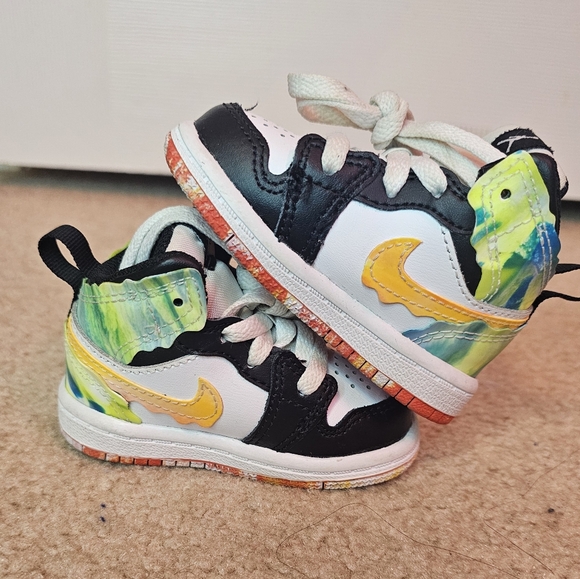 Jordan Other - Nike Air Jordan 1 Mid "Drip" Size 3C